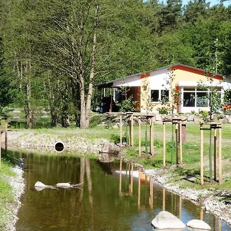 Reihenhaus Im Natur Und Ferienpark Am Gro Labenzer See Klein Labenz Exterior foto